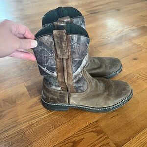 Kids' Brown Camouflage Adventure Boots